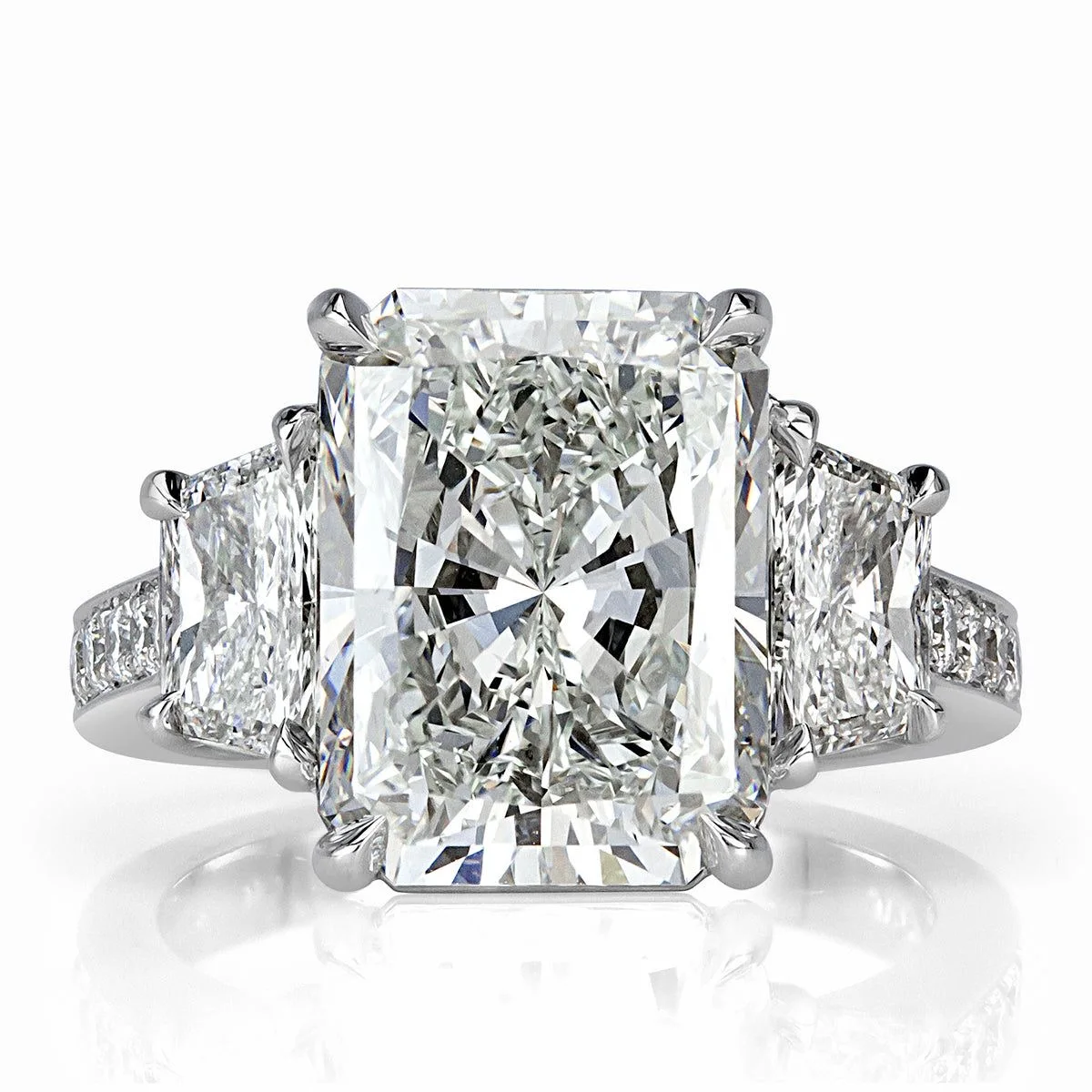 15.53 Carat Cushion Cut Diamond Ring | SI2 Clarity | I Color | Magnificent Elegance
