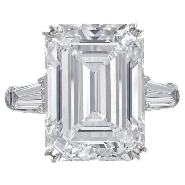 HRD Certified 5.09 Carat Emerald Cut Diamond Ring | VVS1 Clarity | I Color | Timeless Elegance - Image 1