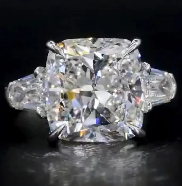 4-Carat Cushion Cut Diamond Ring | Timeless Elegance