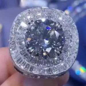 5-Carat Round Center Diamond Ring | Legacy Elegance