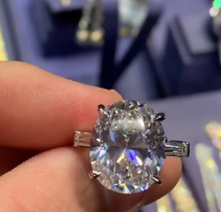 7-Carat Oval Cut Diamond Ring | Timeless Elegance