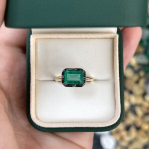 1.85 Carat Emerald Statement | 14K White Gold | Elegant Sparkle
