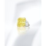 10 Carat Assher Cut Statement | Fancy Yellow | 14K White Gold | Colour-Collector’s Treasure - Image 5