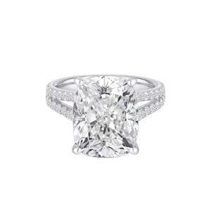10 Carat Cushion Statement | Brilliant White | VVS | 14K White Gold | Precision-Cut Radiance
