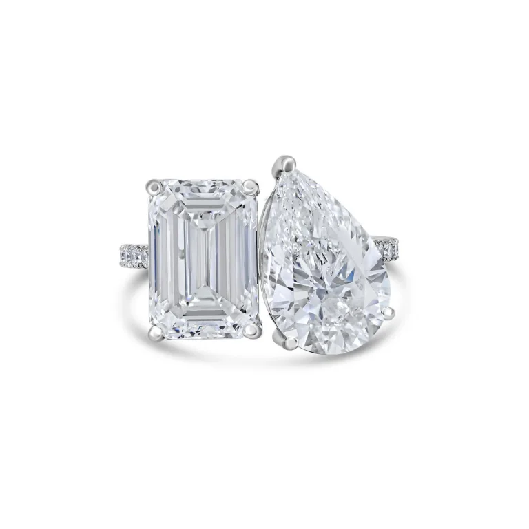 10 Carat Emerald-cut Toi Et Moi Diamond Ring | VS | 14K White Gold