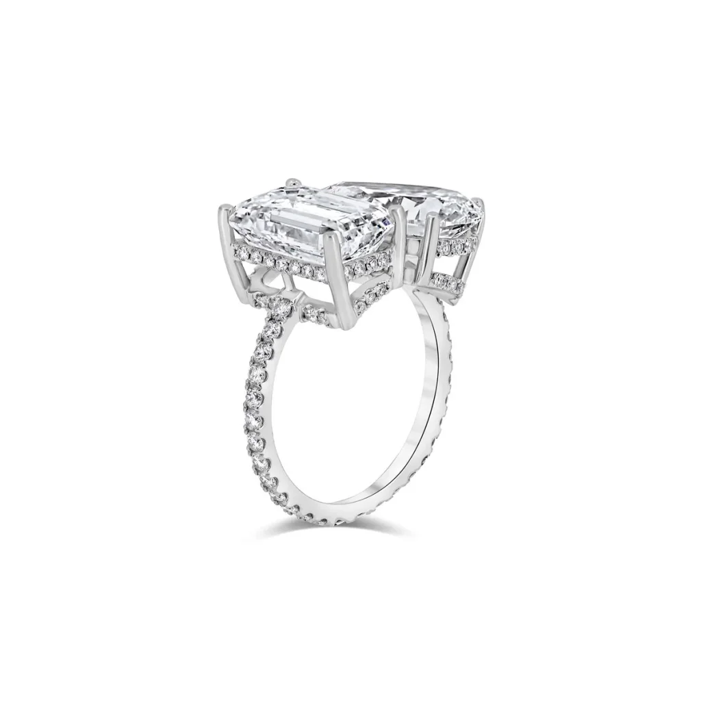 10 Carat Emerald-cut Toi Et Moi Diamond Ring / F color | VS | 14K White Gold
