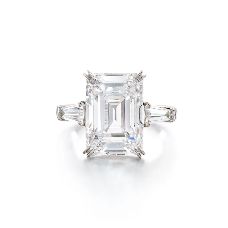 10 Carat Emerald-cut Statement / J color | VS | 14K White Gold