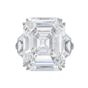 10 Carat Emerald-cut Statement | VVS | 14K White Gold | Crystal-Clear Grandeur