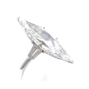 10 Carat Marquise Statement | Brilliant White / F color | VVS | 14K White Gold