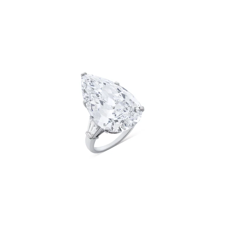 10 Carat Pear Statement | Brilliant White / J color | VS | 14K White Gold | Iconic Presence