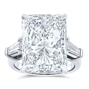 10 Carat Radiant Statement | Brilliant White | VS | 14K White Gold