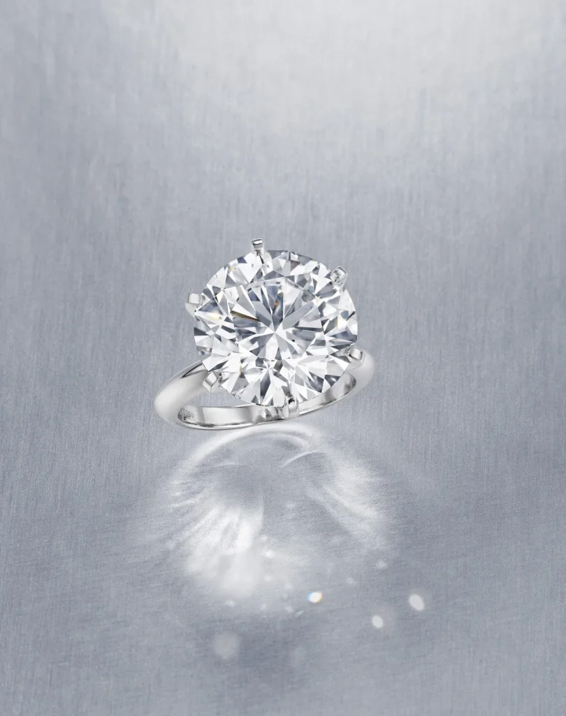 10 Carat Round Brilliant Statement | Brilliant White / D color | VVS | 14K White Gold
