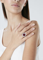 10 Carat Round Brilliant Statement | Ruby Red | 14K White Gold | Collector’s Grade Grandeur - Image 2