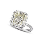 10 Carat Round Brilliant Statement | Fancy Yellow | 14K White Gold