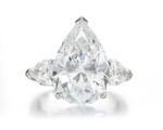 11.5 Carat Pear Statement | Brilliant White | VS | 14K White Gold | High Jewellery Supremacy - Image 2