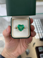 11.62 Carat Emerald Statement | 18K White Gold | Unparalleled Brilliance - Image 8