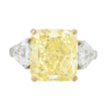 11 Carat Radiant Statement | Fancy Yellow | 14K White Gold | Rare Fancy-Color Splendour