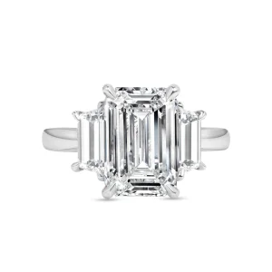 4.01 Carat Emerald Diamond Ring | SI | 18K Gold | Modern Nobility