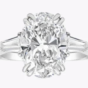 4.01 Carat Oval Diamond Ring | Brilliant White | 18K Gold | Effortless Elegance