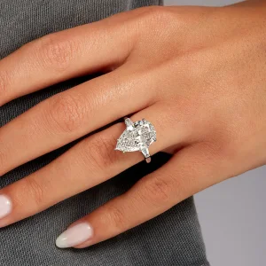 4.94 Carat Pear Statement | Brilliant White | SI | 18K Gold | A Classic Statement