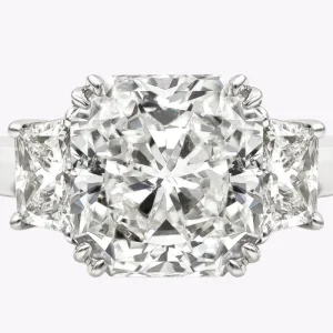 5.24 Carat Radiant Diamond Ring | Brilliant White | 18K Gold | Signature Sophistication