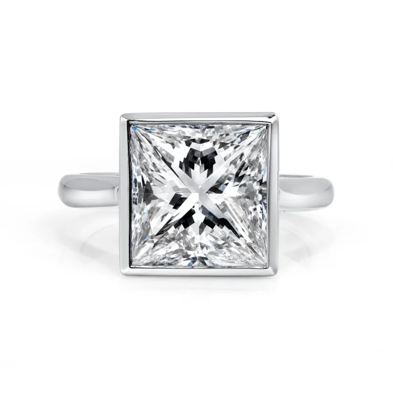 4.5 Carat Princess Statement | Brilliant White | 18K Gold | Modern Nobility | Modern Classic