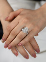 15 Carat Oval Diamond Ring | Brilliant White | 18K Gold | Grand Palais Radiance