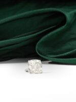 15 Carat Cushion Statement | Brilliant White | VS | 14K White Gold - Image 5