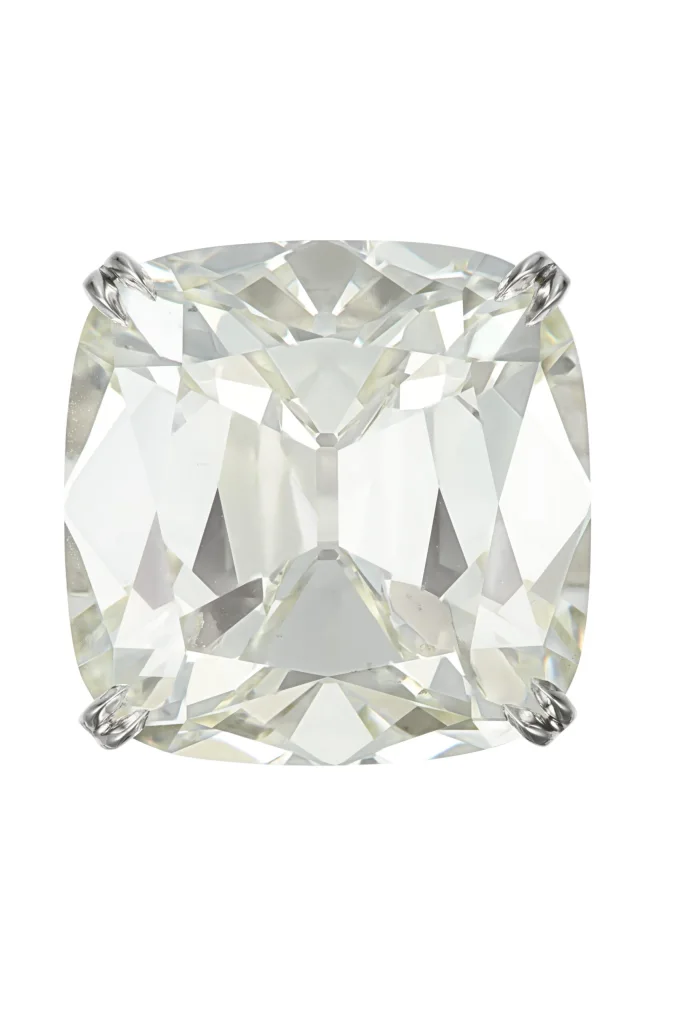 15 Carat Cushion Statement | Brilliant White | VS | 14K White Gold