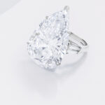 15 Carat Pear Statement | Brilliant White / D color | VVS | 14K White Gold