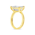 5.27 Carat Emerald-cut Statement | 18K Yellow Gold | Refined Grandeur - Image 5