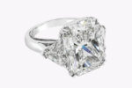 15.09 Carat Radiant Diamond Ring | Brilliant White | 18K Gold | Grand Palais Radiance - Image 5