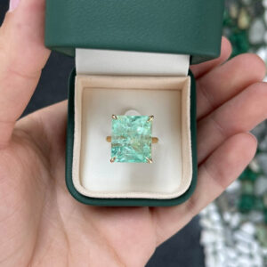 17.8 Carat Emerald Statement | 14K White Gold | Grand Palais Radiance