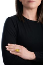 18 Carat Round Brilliant Statement | Fancy Yellow | 14K White Gold | Sunlit Royal Radiance - Image 4