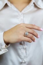 5.16 Carat Emerald Diamond Ring | 18K Gold | Signature Sophistication - Image 4