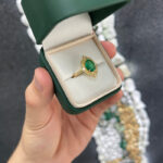 2.02 Carat Emerald Statement | 18K White Gold | A Classic Statement