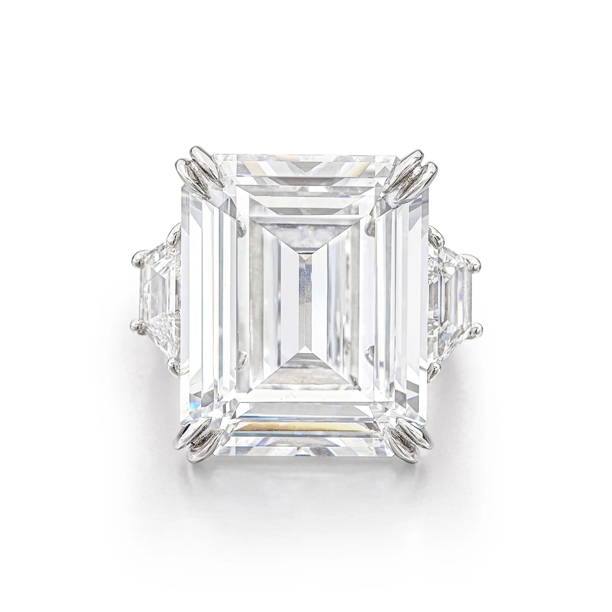 20 carat emerald cut diamond, D flawless Type IIa, step facets seen from above