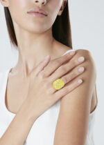 20 Carat Radiant Statement | Fancy Yellow | 14K White Gold | Colour-Collector’s Treasure - Image 2