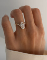 2.5 Carat Oval Statement | Brilliant White | 14K White Gold | Effortless Elegance - Image 4