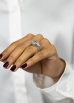 6.9 Carat Radiant Diamond Ring | Brilliant White | 18K Gold | Radiant Elegance - Image 3