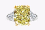 10.11 Carat Cushion Diamond Ring | Fancy Yellow | 18K Gold | Rare Fancy-Color Splendour - Image 4