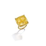30 Carat Cushion Statement | Fancy Yellow | 14K White Gold | Rare Fancy-Color Splendour - Image 2