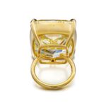 30 Carat Cushion Statement | Fancy Yellow | 14K White Gold | Rare Fancy-Color Splendour - Image 4