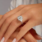 8.02 Carat Emerald Diamond Ring | SI | 18K Gold | Refined Grandeur - Image 2