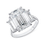 8.02 Carat Emerald Diamond Ring | SI | 18K Gold | Refined Grandeur - Image 4