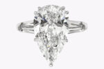 6.41 Carat Pear Diamond Ring | Brilliant White | 18K Gold | Refined Grandeur - Image 3
