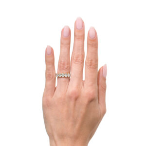 4.41 Carat Oval Band | Brilliant White | 18K White Gold | Effortless Elegance