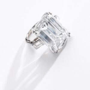 4 Carat Emerald-cut Statement | VS | 14K White Gold | Everyday Royalty