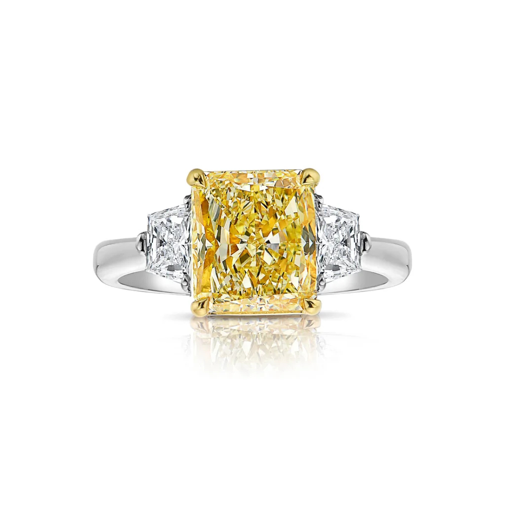 3 Carat Cushion Diamond Ring | Fancy Yellow | 14K White Gold | Rare Fancy-Color Splendour