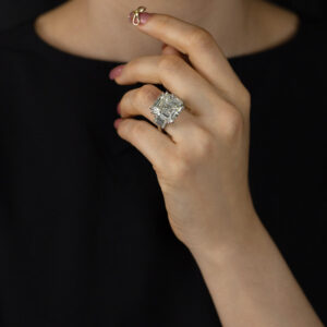 10.75 Carat Emerald Diamond Ring | 18K Gold | Unparalleled Brilliance